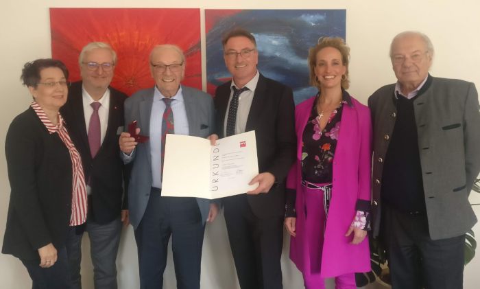 Wirtschaftsverband Tirol ehrt KommR Ing. Hans Bodner